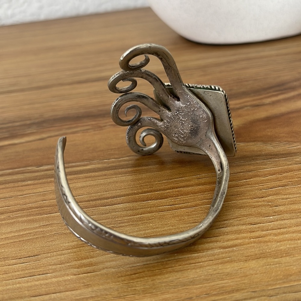Oneida Community Silver Bangle - Picture 9 of 11